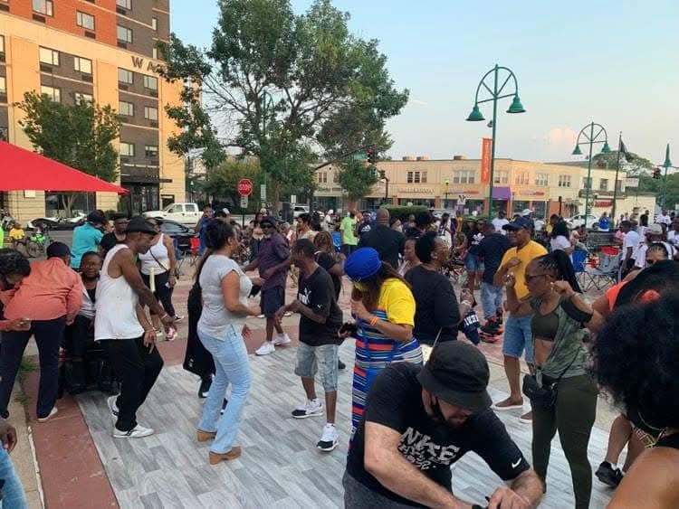 Train station dancers Rahway